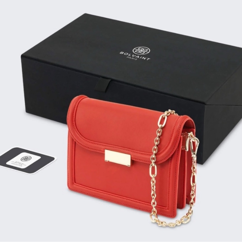 Bolvaint The Lea Clutch- Leather with removable chain New with tag Auth